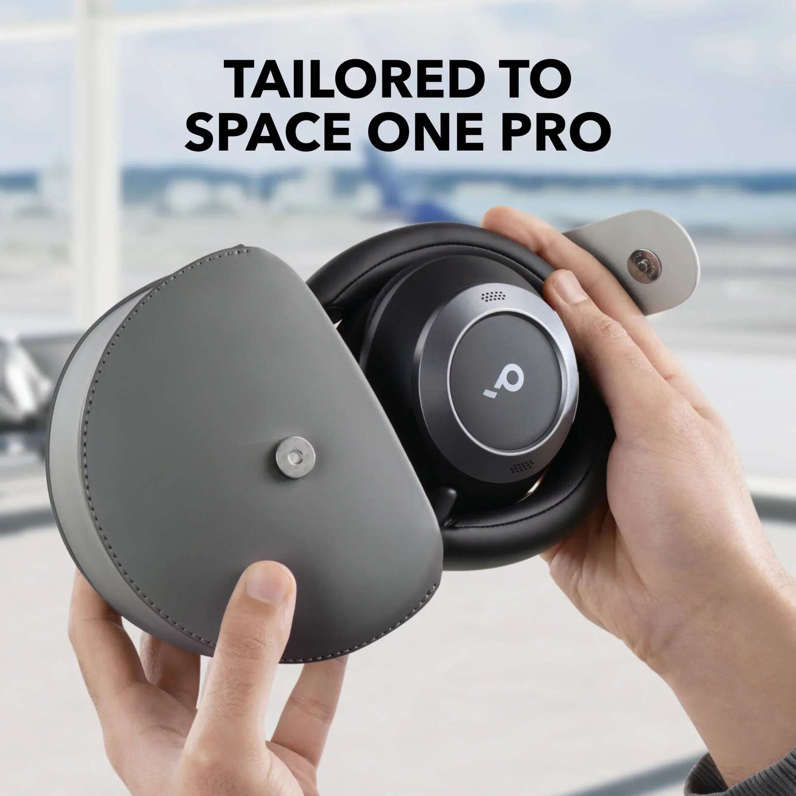 Soundcore Space One Pro Travel Case | Kjell & Company