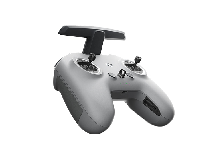 DJI Controller 768x510 vit.jpg