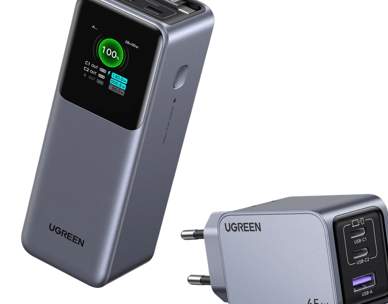 Grå Ugreen-powerbank med display och en Ugreen-laddare med tre portar.