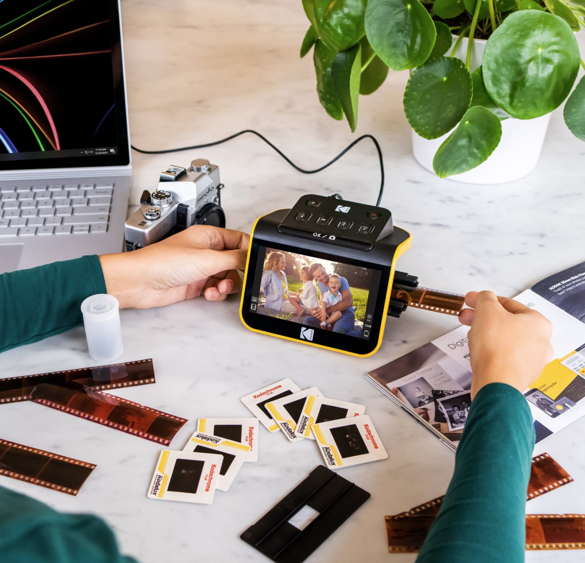 Digitalisera diabilder enkelt hemma – så gör du