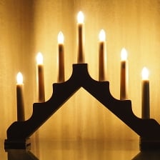 Se vår kategori for adventsstaker