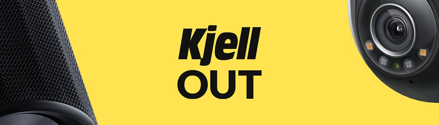 Gul bakgrund med texten "Kjell OUT", flankeras av svart högtalargaller till vänster och övervakningskamera till höger.