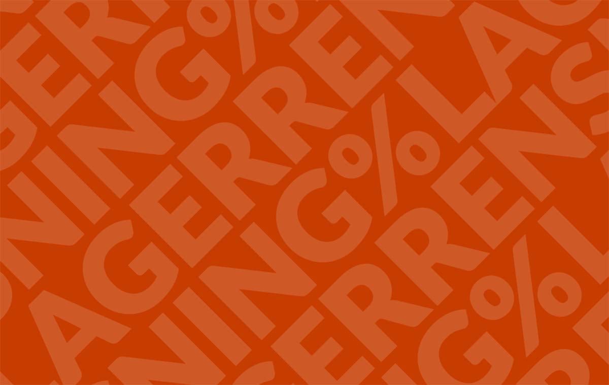 Dekorativ bakgrundsbild med texten "Lagerrensning" och procenttecken i orange