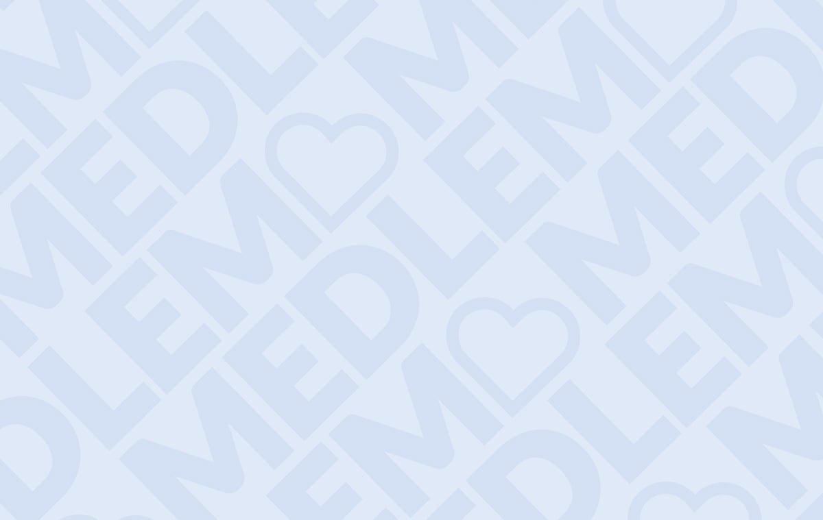 Ljusblå bakgrund med texten medlem över.