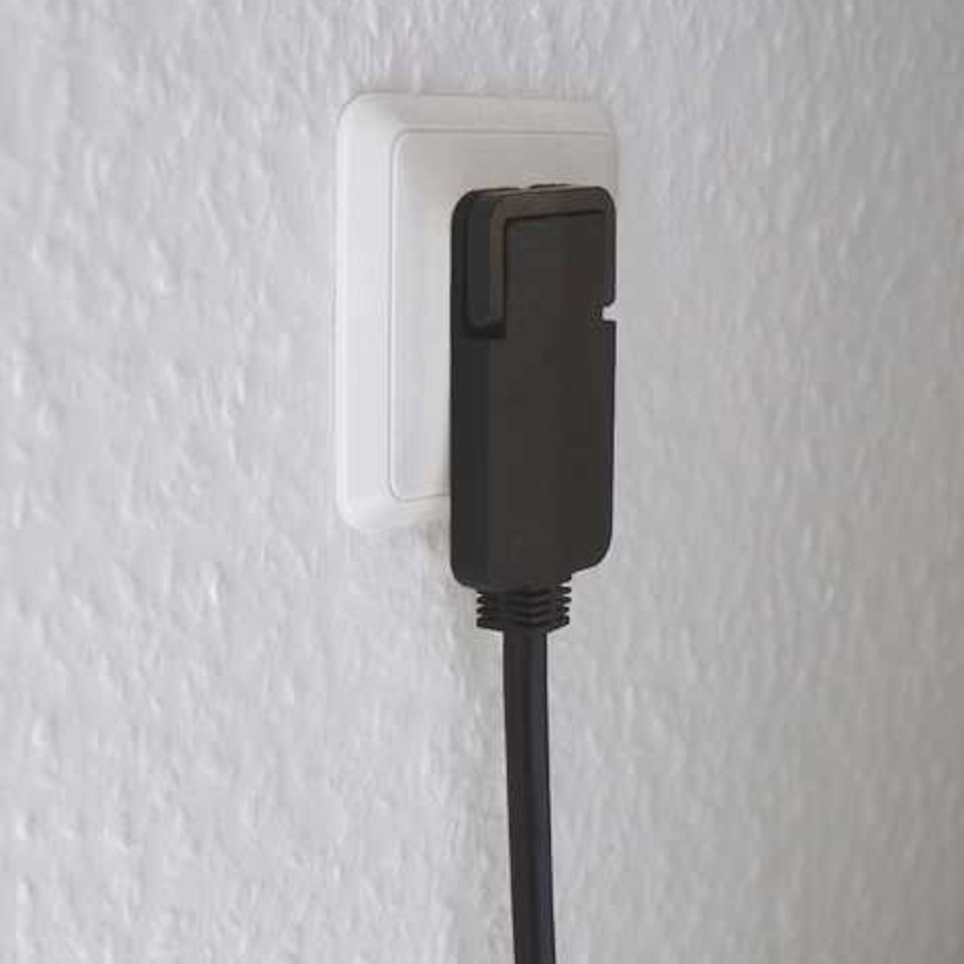 Brennenstuhl Forlengelseskabel med flatt støpsel – svart 5 m