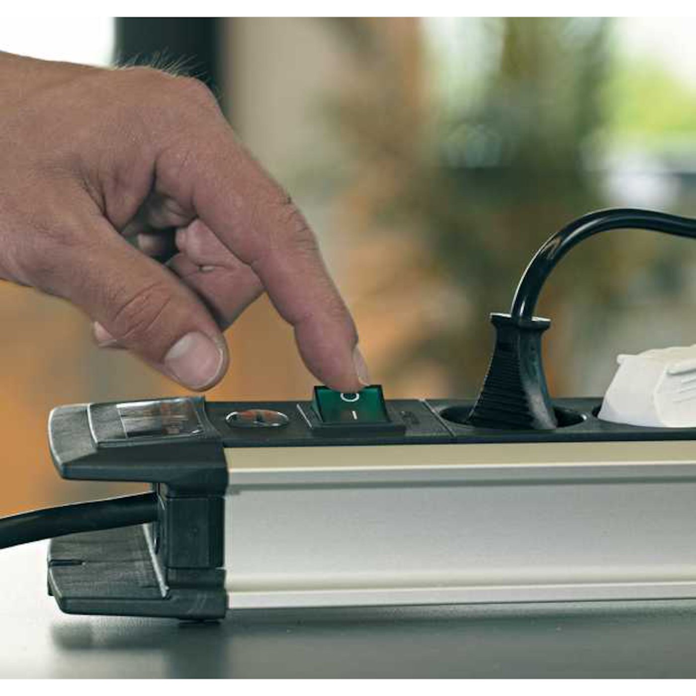 Brennenstuhl Technics Jordet grenuttak 16-veis