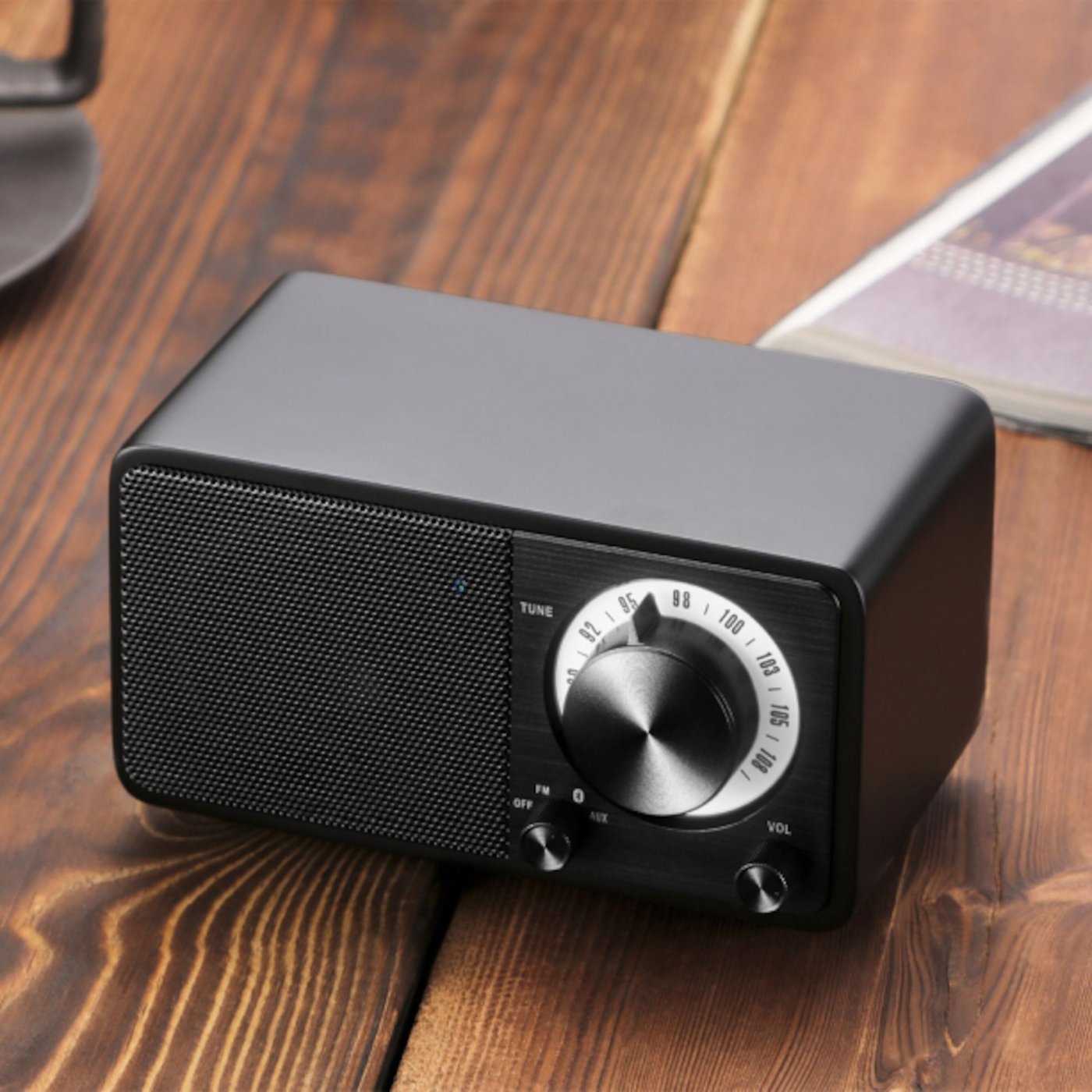 Sangean WR-7 kompakt FM-radio med Bluetooth