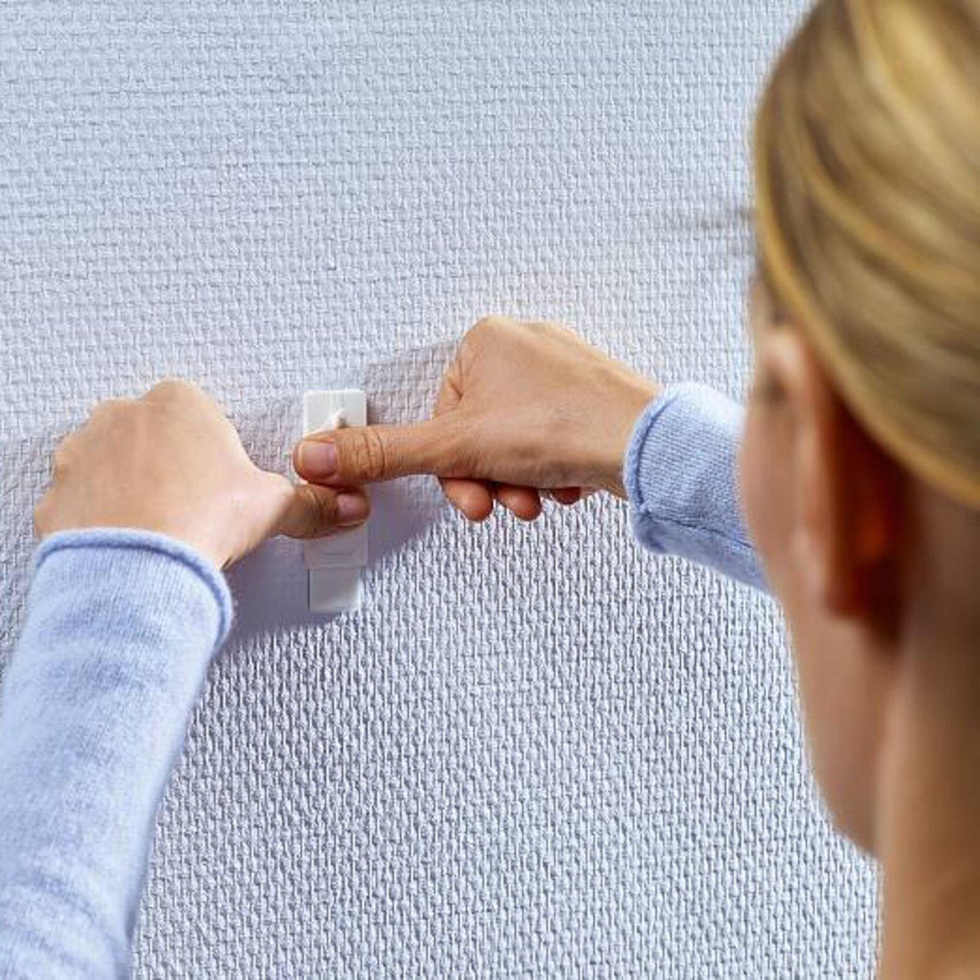 Tesa Limspiker for tapet og gips 1 kg 2-pk.