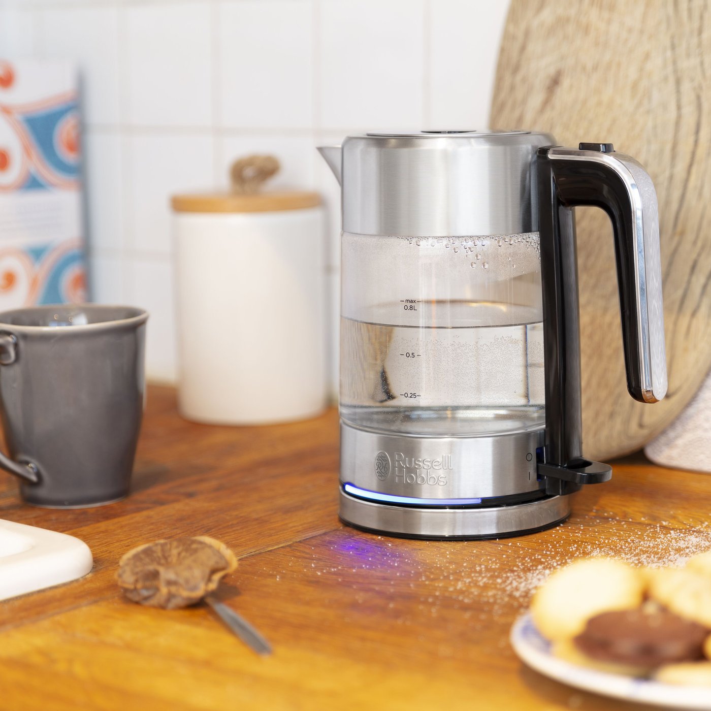 Russell Hobbs Vannkoker - Compact Home