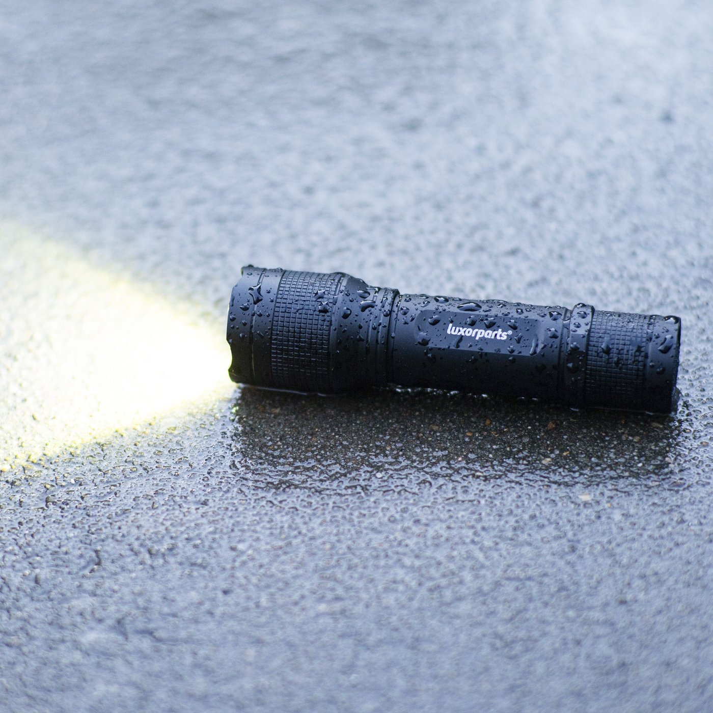 Luxorparts Zoom Ficklampa 2000 lm