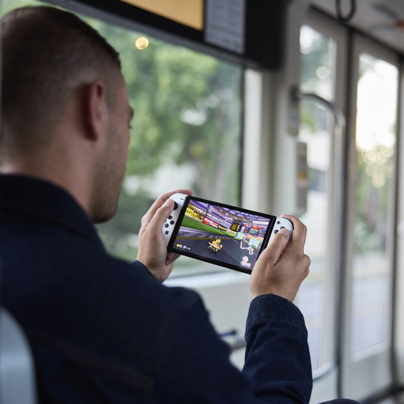 Nintendo Switch (OLED) Spillkonsol 7" Hvit