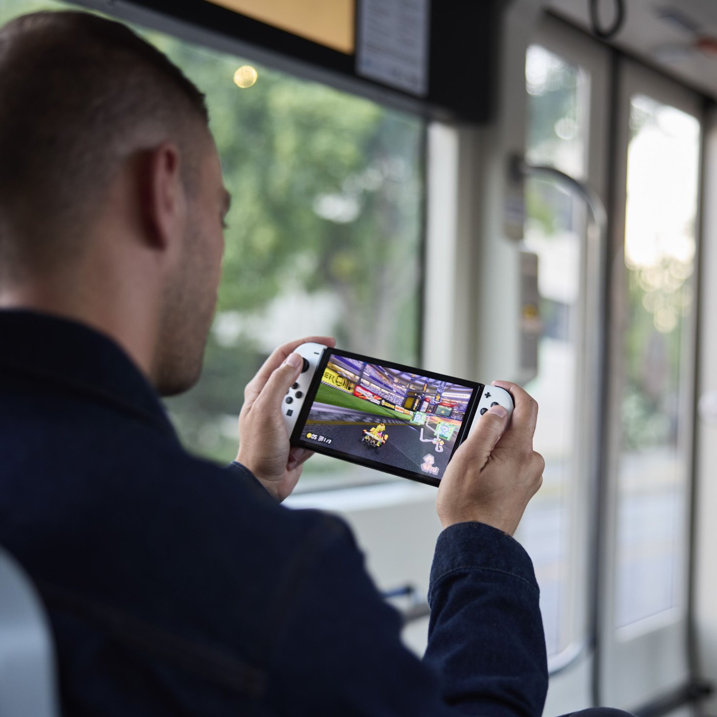 Nintendo Switch (OLED) Spelkonsol 7” Röd/Blå