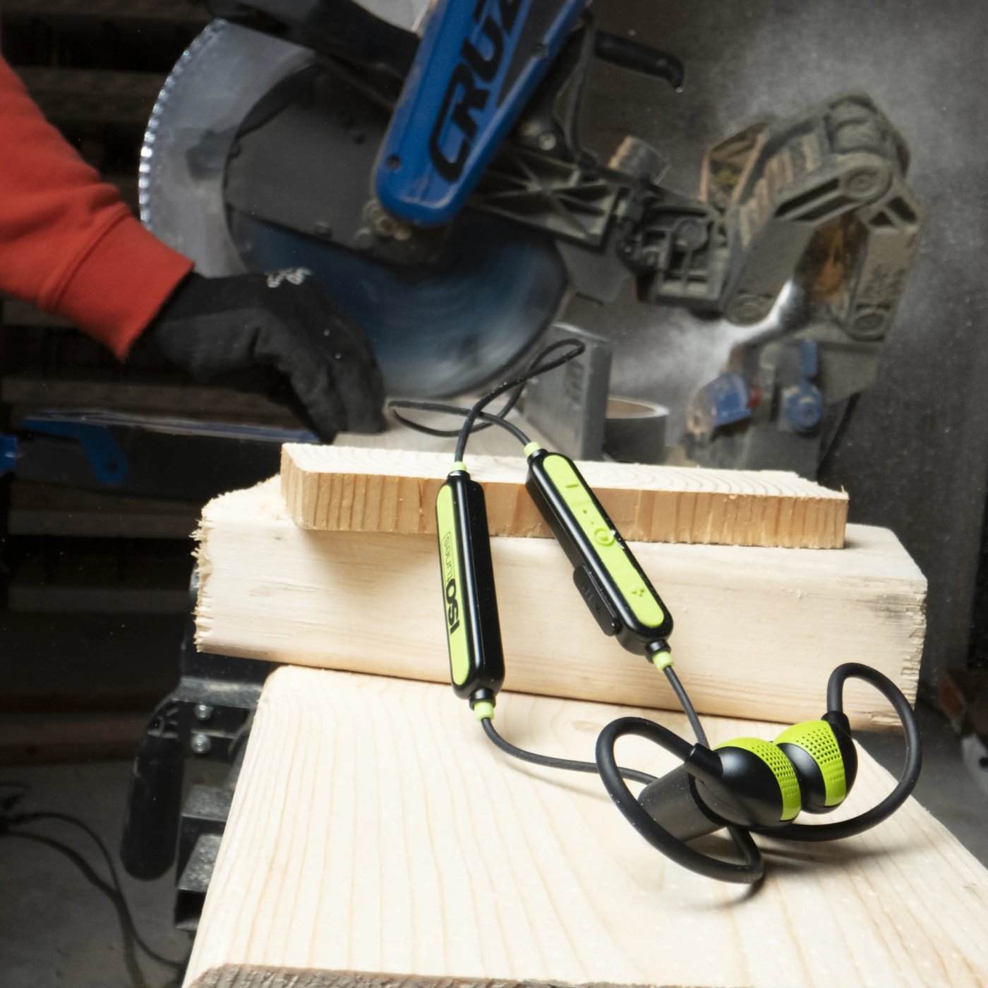 Isotunes Pro Aware EN352 Hörselskydd med Bluetooth Grön