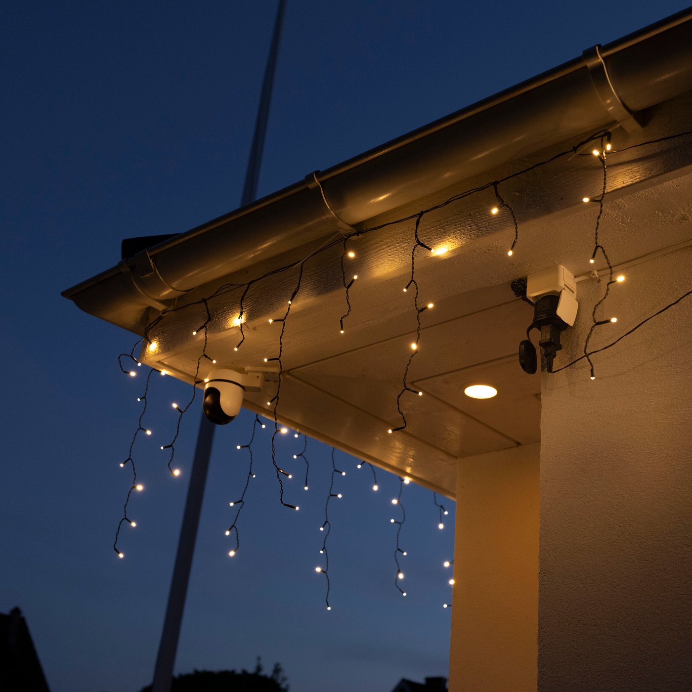 Lyslenke Istapp 360 LED 10,65 m (svart)