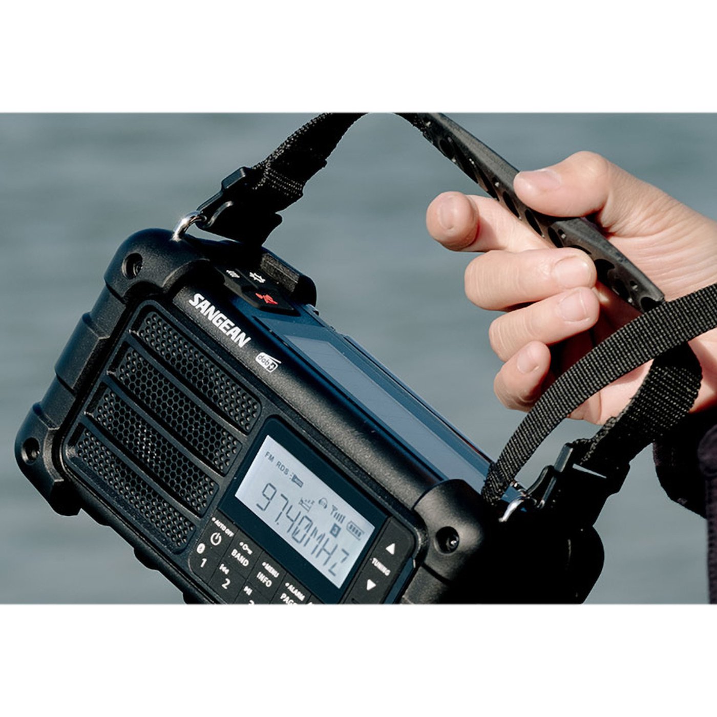 Sangean MMR-99 DAB+ Vevradio med solcell