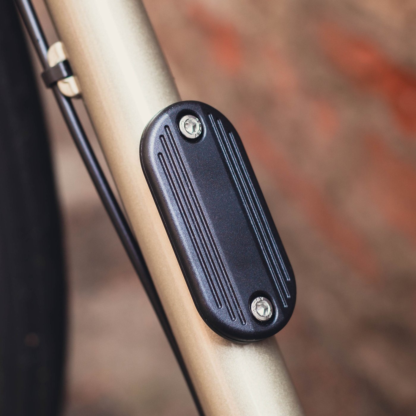 Slottr Sykkelfeste for Apple AirTag