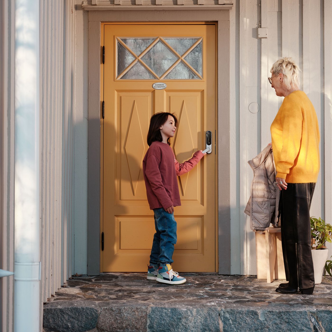 Nimly Touch Pro Elektronisk dørlås med fingeravtrykksleser Black/Silver