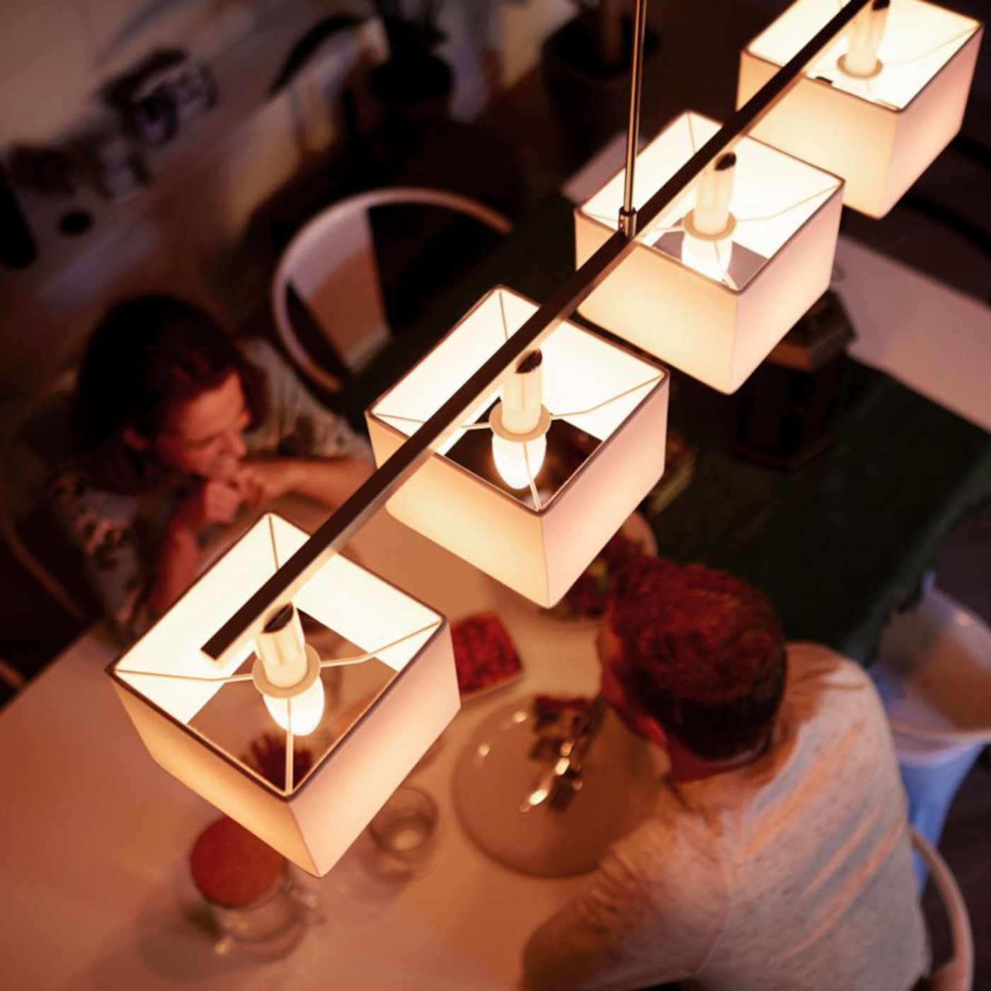 Philips Hue White Smart LED-pære E14 470 lm 2-pk.