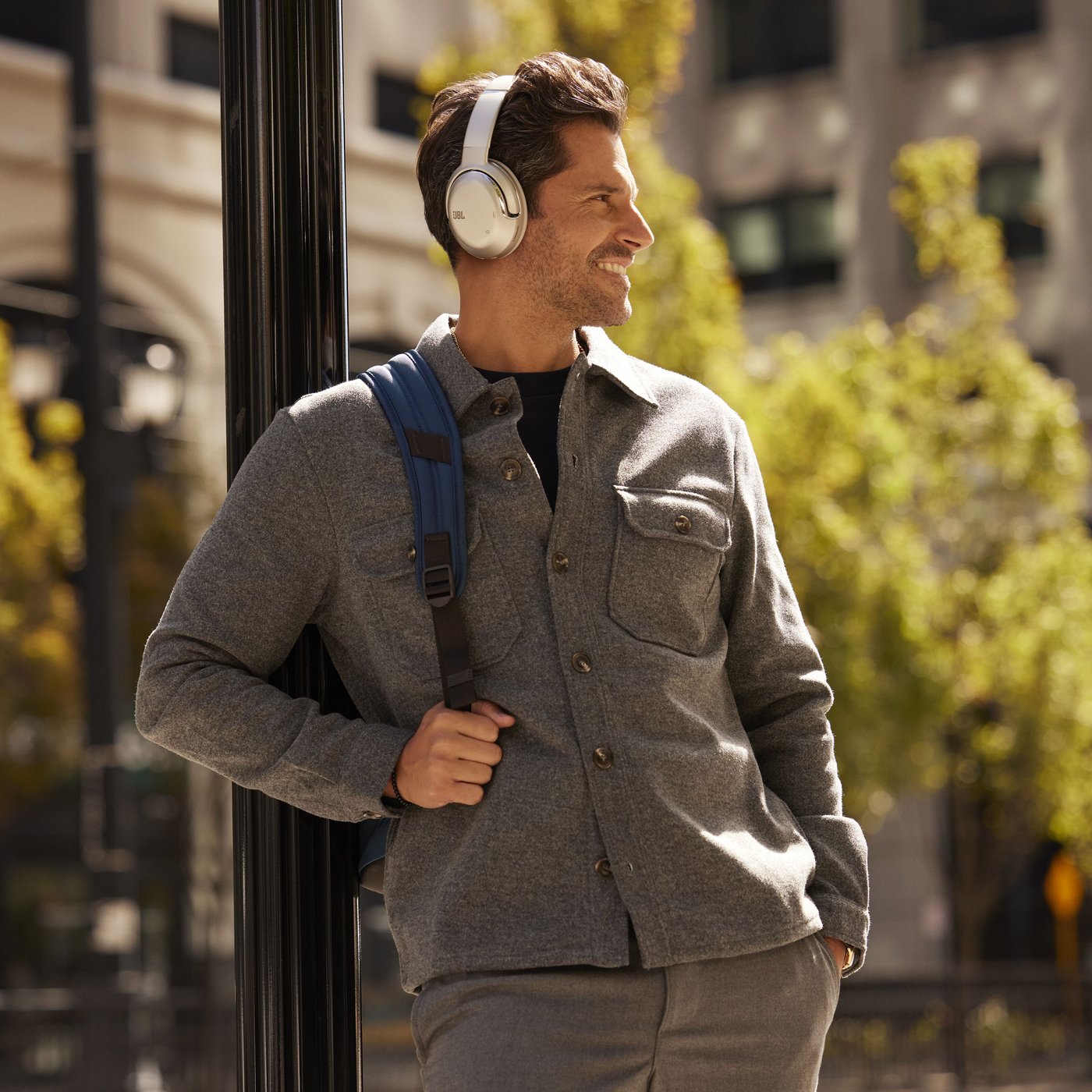 JBL Tour One M2 Svart