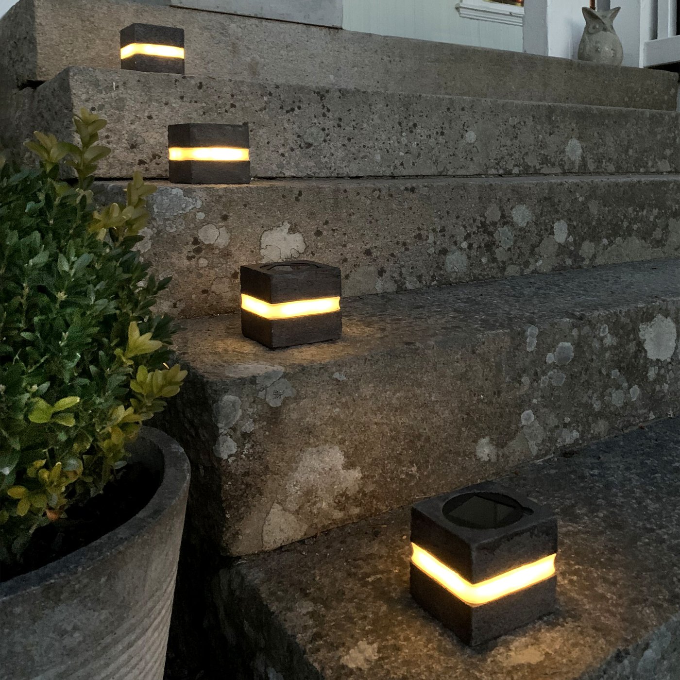 Star Trading Stonecube Trädgårdsbelysning med solceller 2-pack