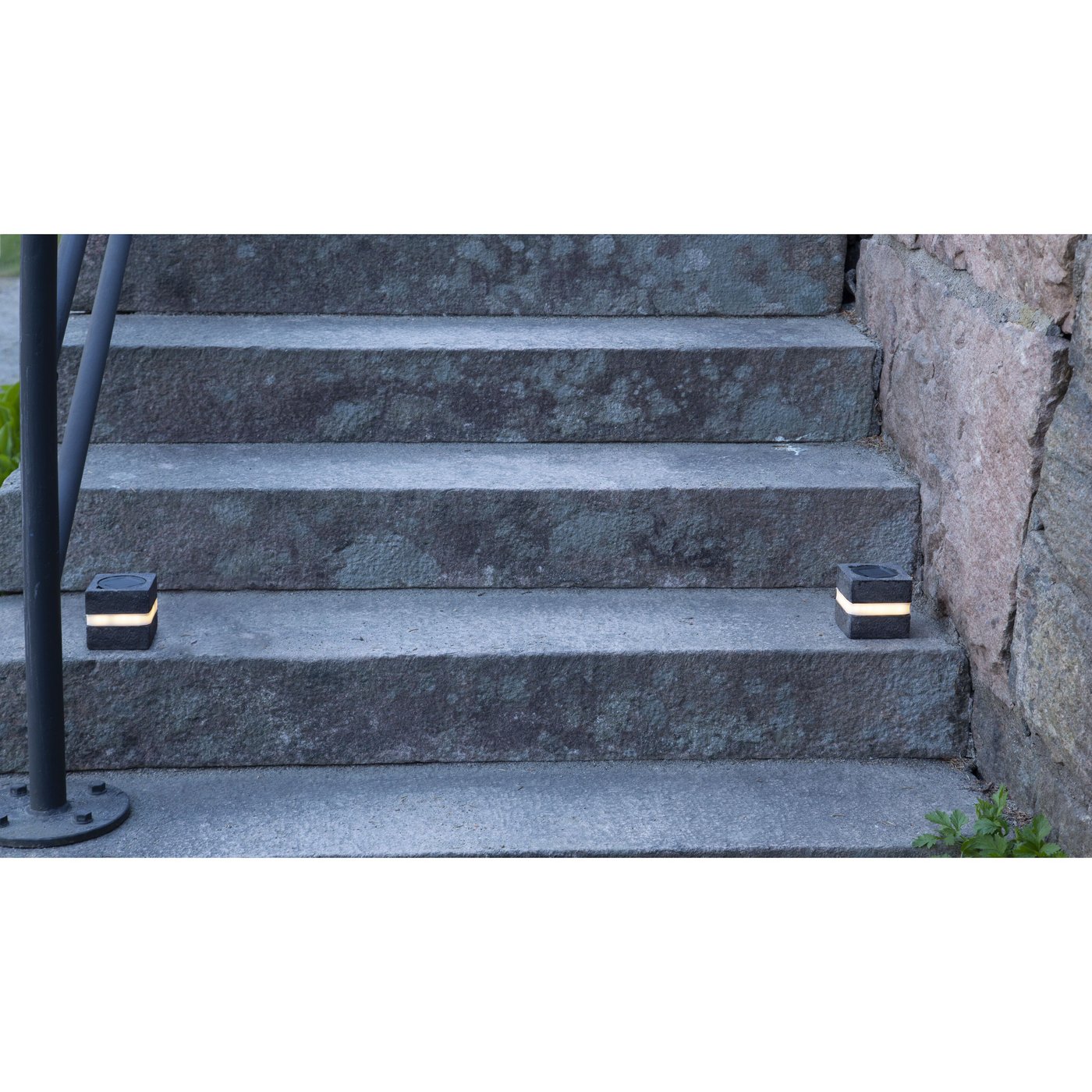 Star Trading Stonecube Trädgårdsbelysning med solceller 2-pack