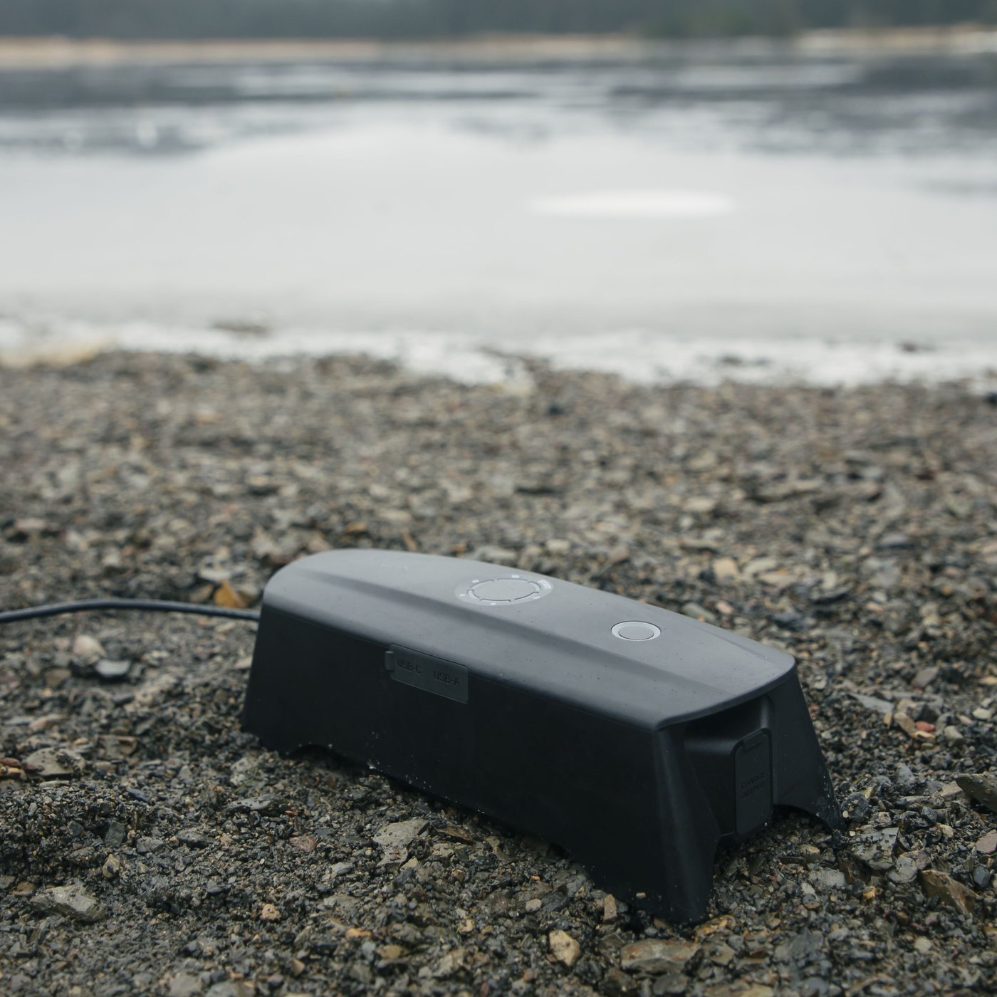 Ctek CS Free Bärbar batteriladdare och starthjälp