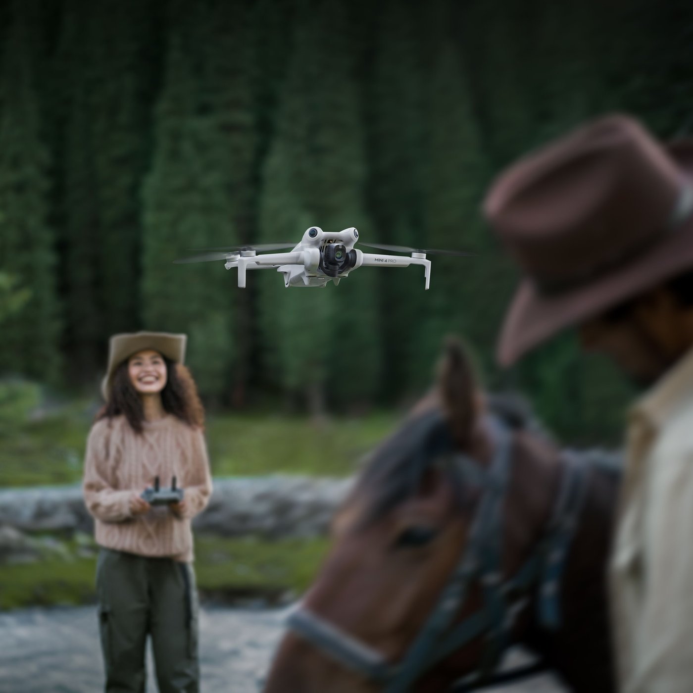 DJI Mini 4 Pro Fly More Combo