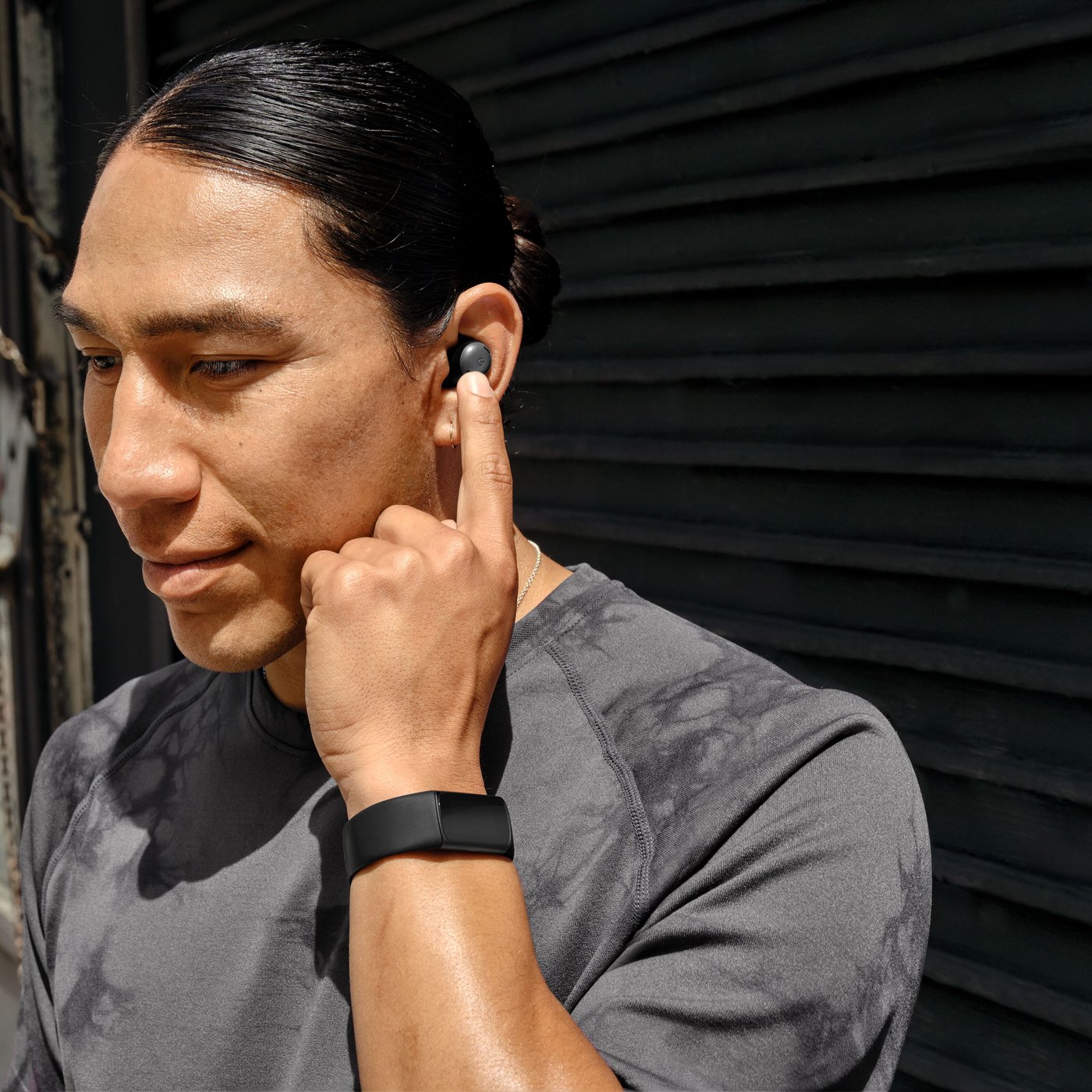 Fitbit Charge 6 Aktivitetsarmband