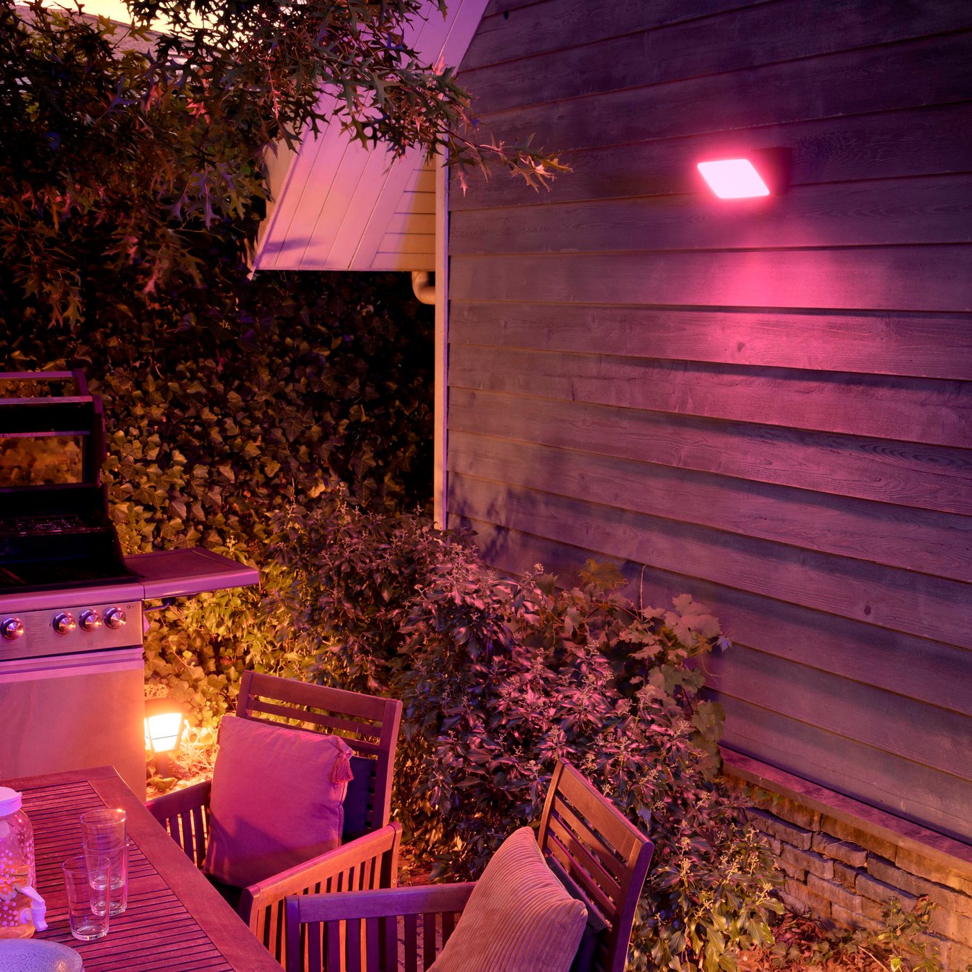 Philips Hue Discover Utendørslyskaster 2250 lm