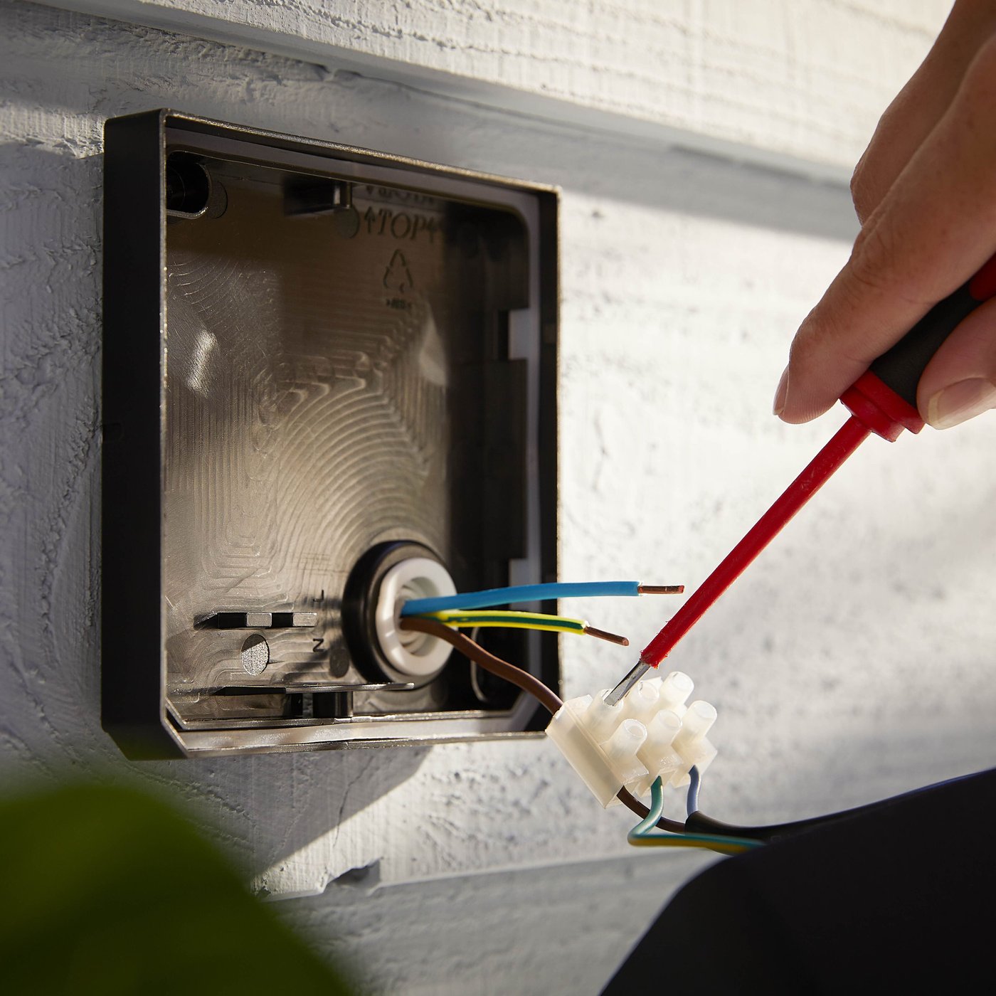 Philips Hue Discover Utendørslyskaster 2250 lm