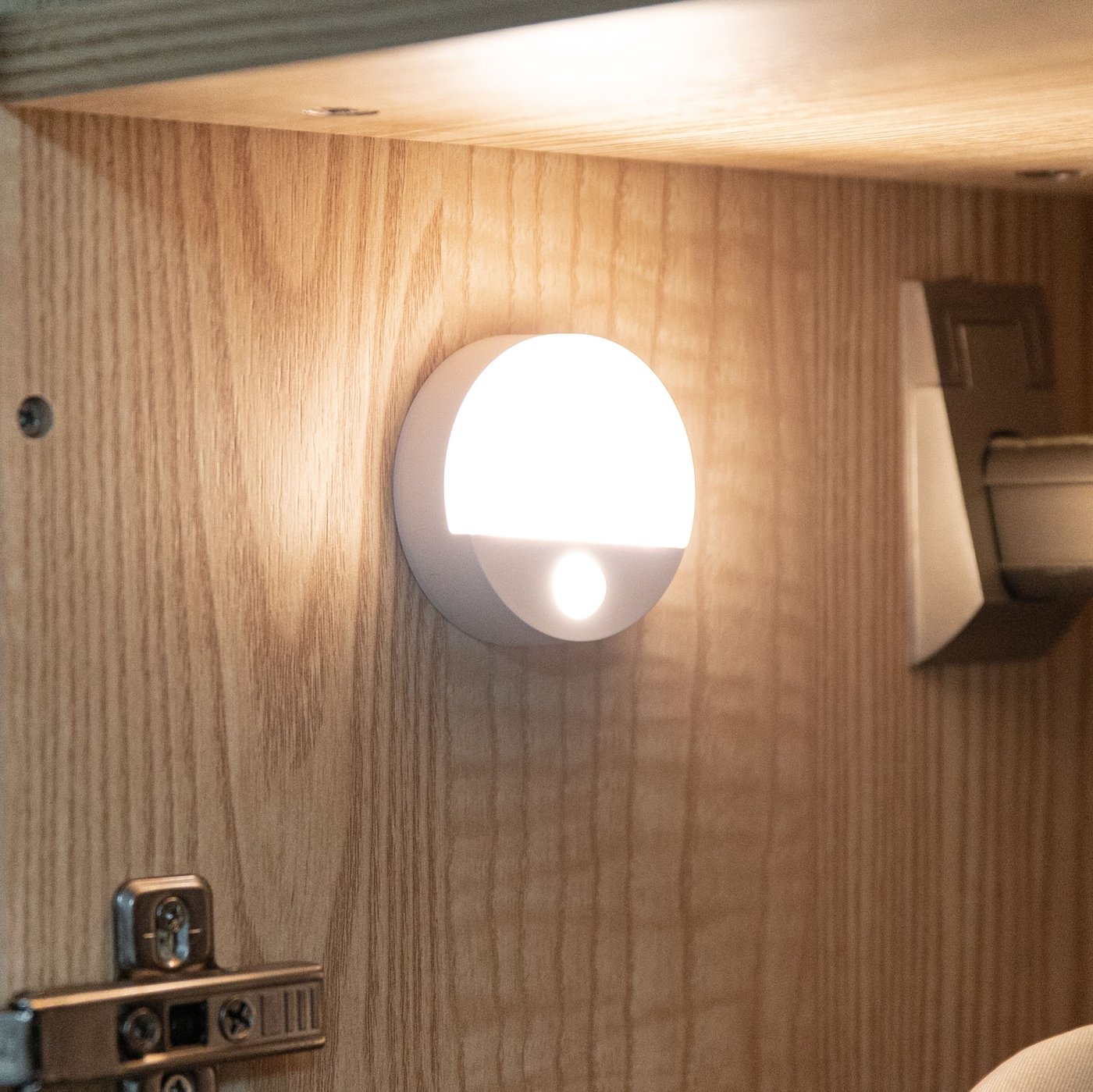 Luxorparts Garderobsbelysning med rörelsedetektor