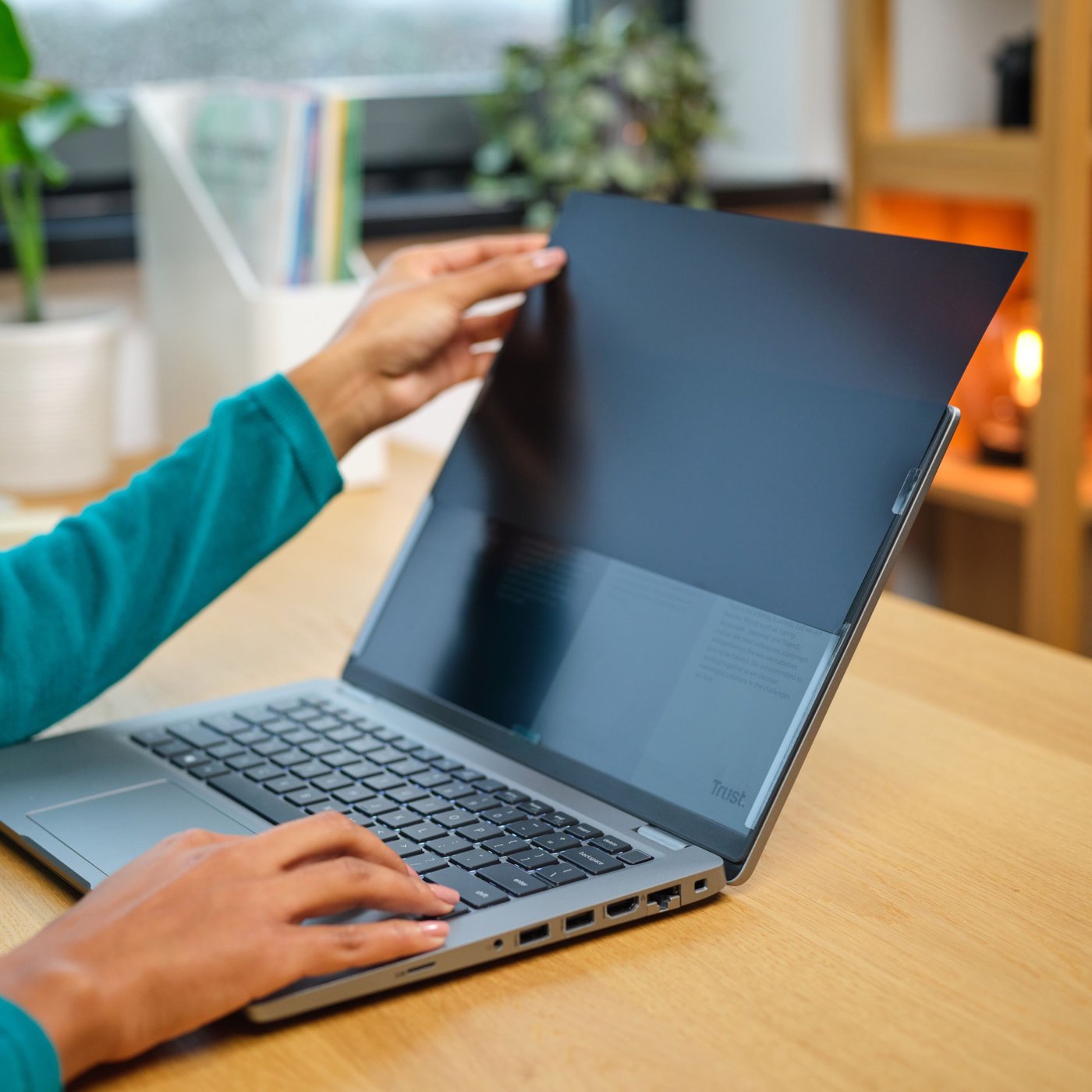 Trust Privacy Filter for laptop 14"