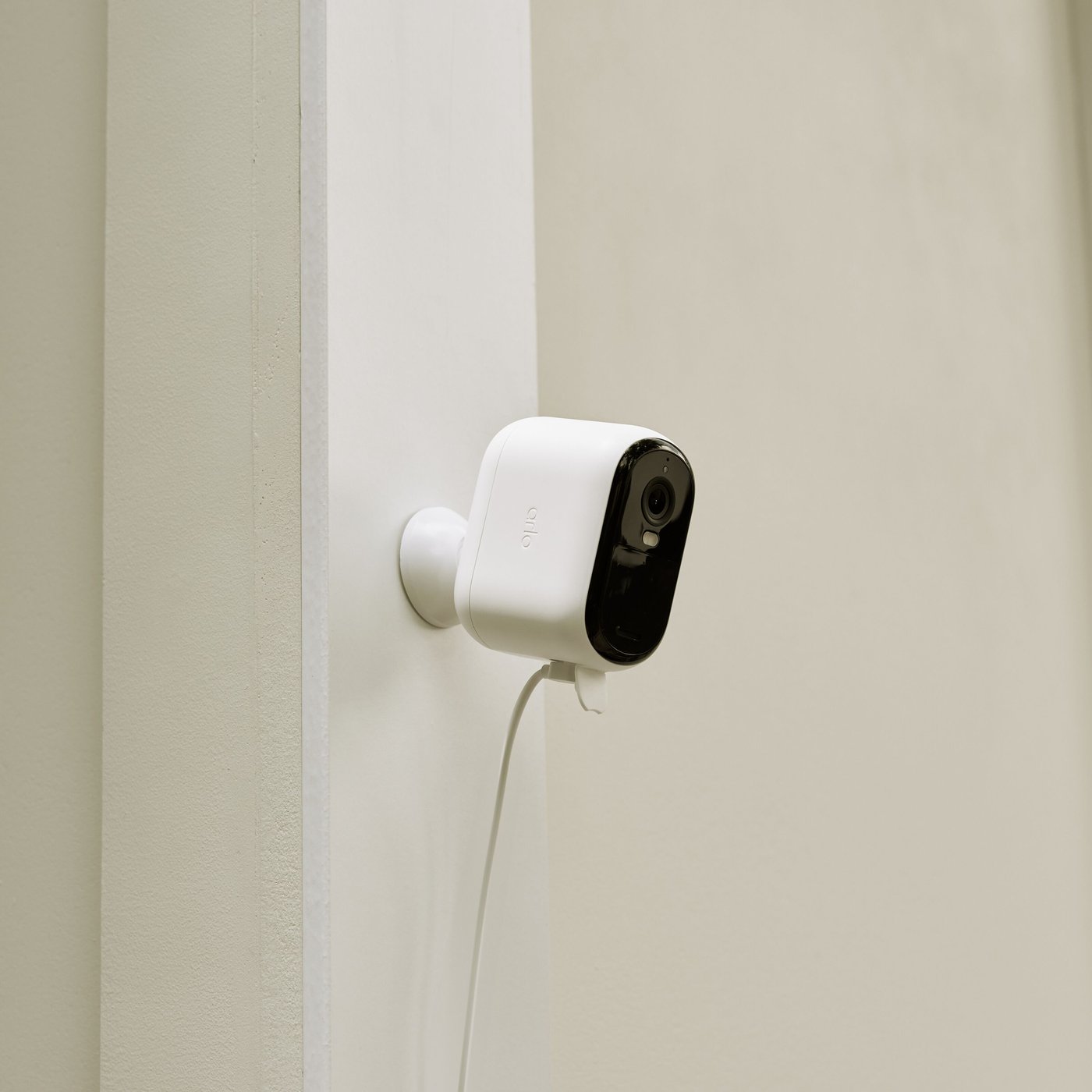 Arlo Essential 2 Outdoor cable