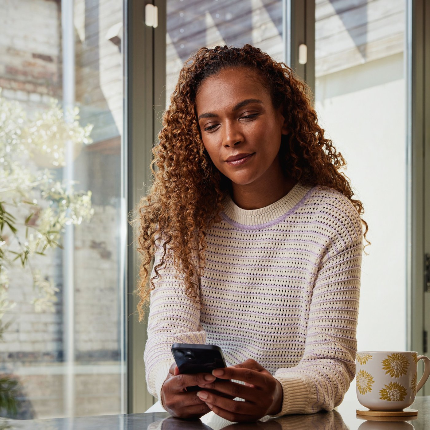 Yale Magnetkontakt for innendørsbruk