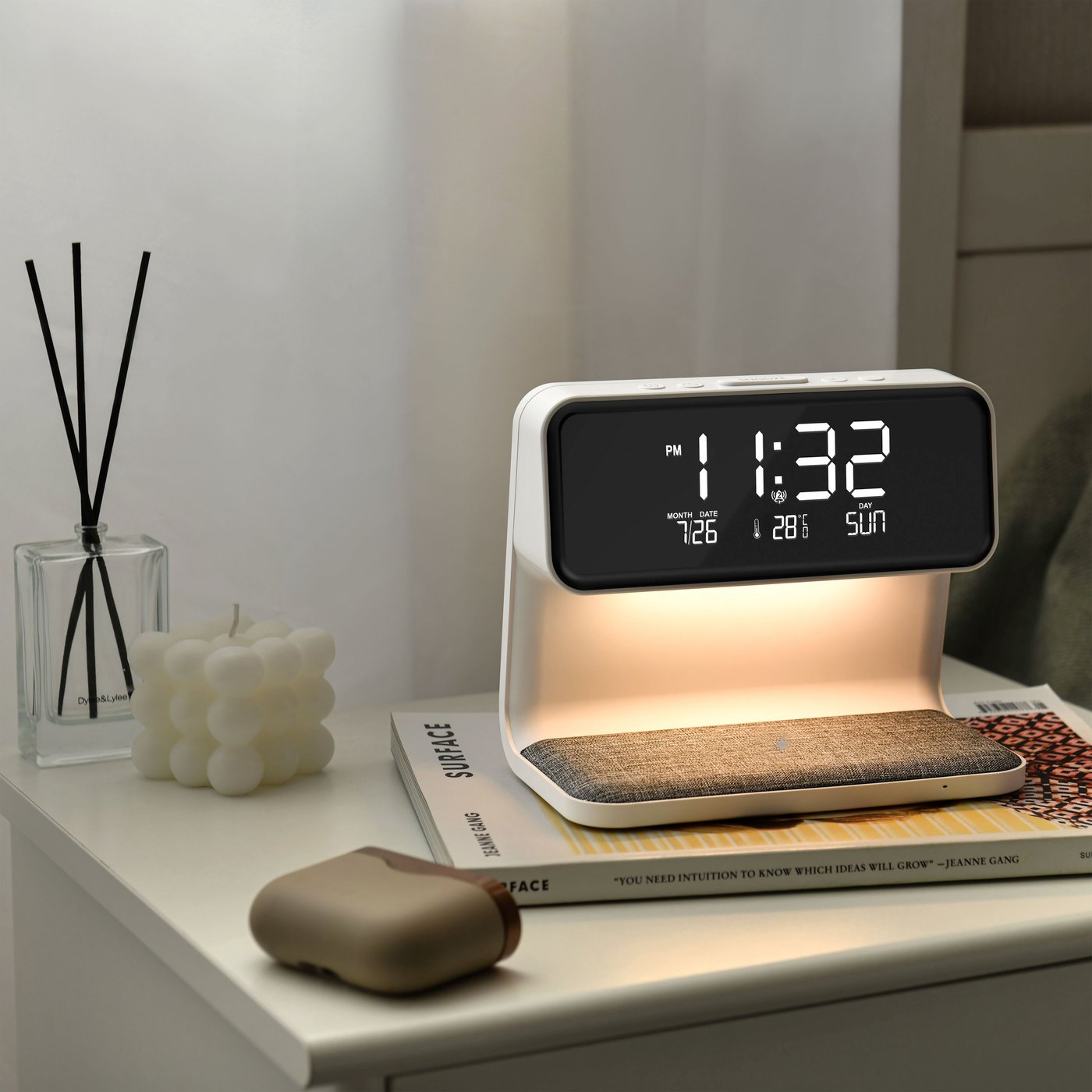 Rubicson Vekkerklokke med trådløs lading