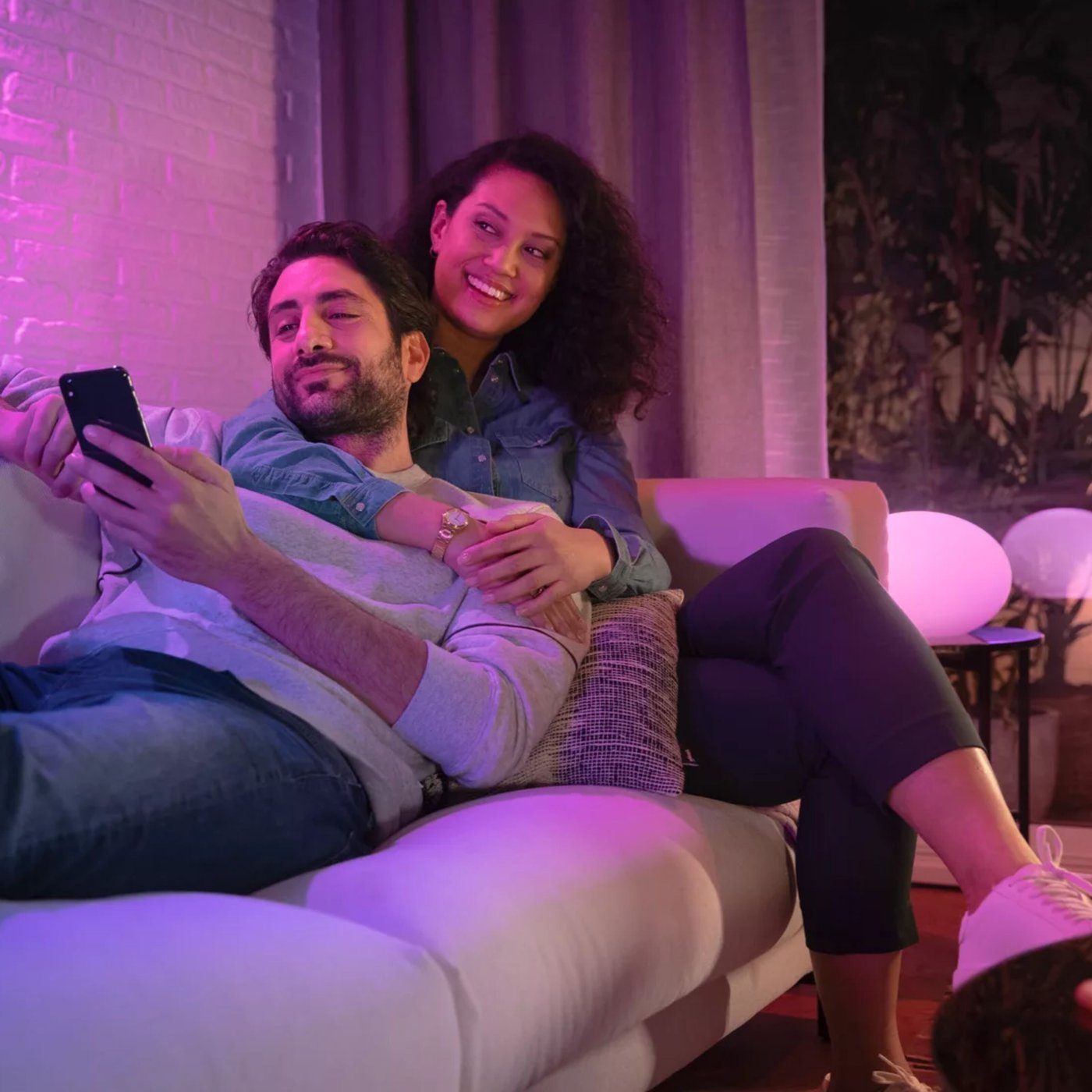 Philips Hue White and Color Ambiance Smart LED-pære GU10 400 lm 1-pk