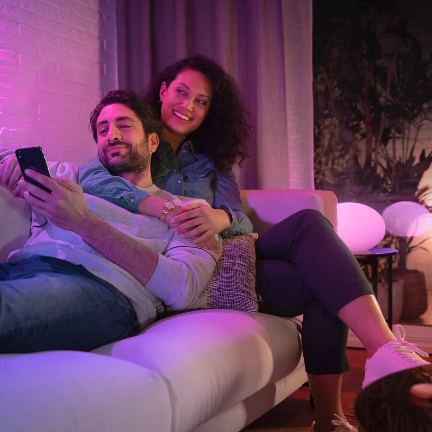 Philips Hue Startpakke: 3x White & Color GU10 + Dimmer + Bridge