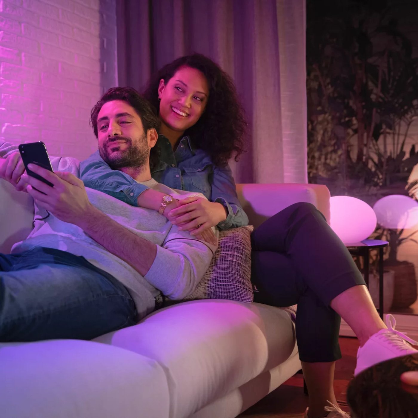 Philips Hue White and Color Ambiance Smart LED-pære GU10 400 lm 2-pk