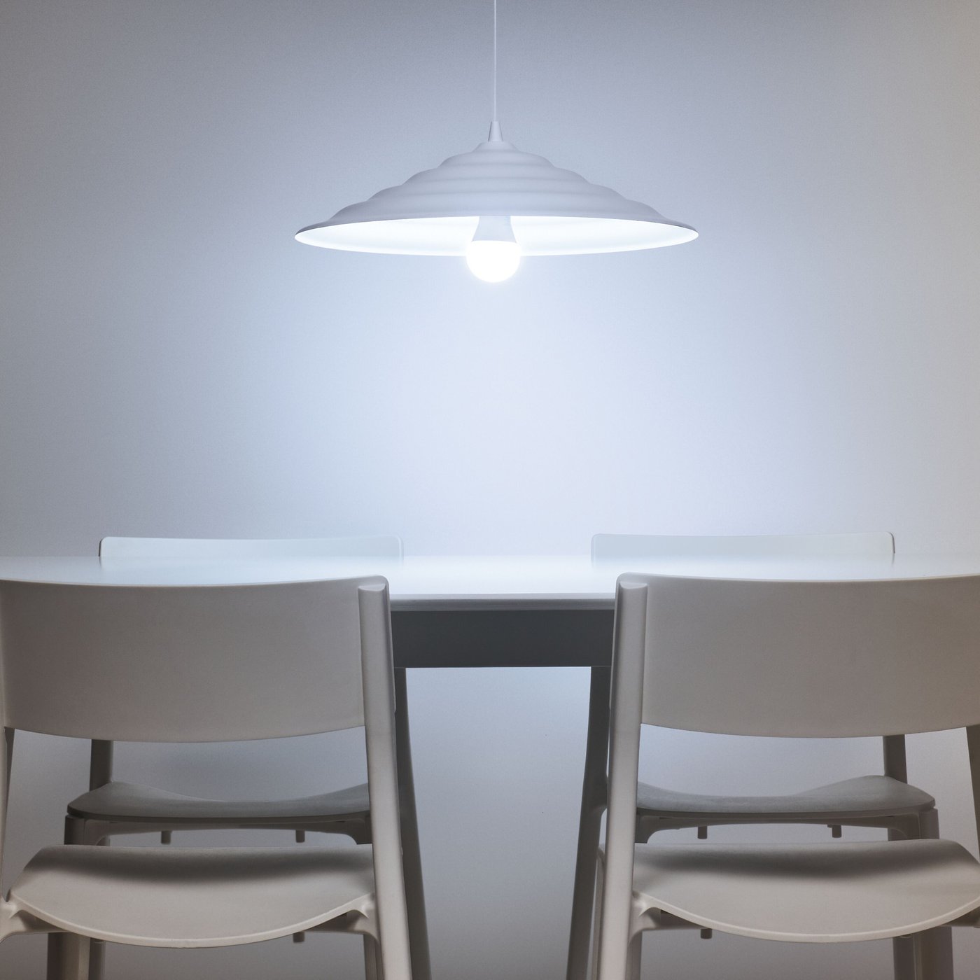 WiZ Color High Lumen A80 Smart LED-pære E27 2452 lm