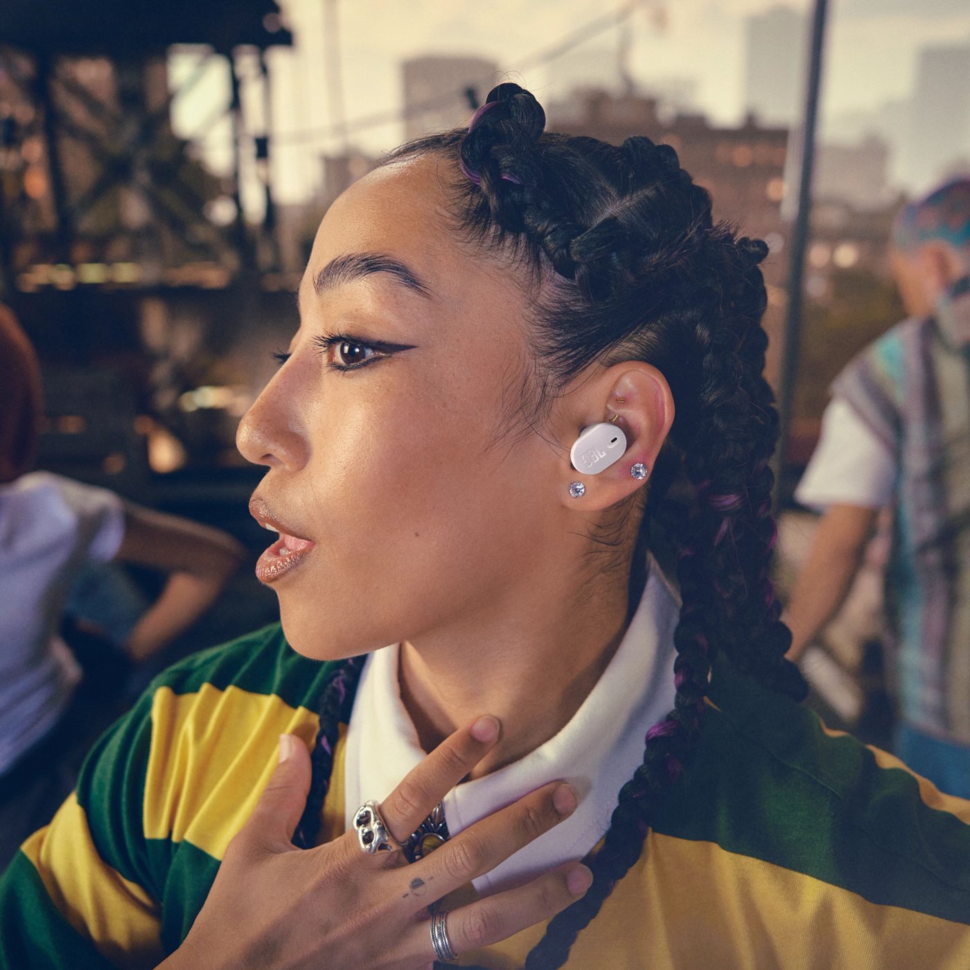 JBL Tune Buds 2 Hvit