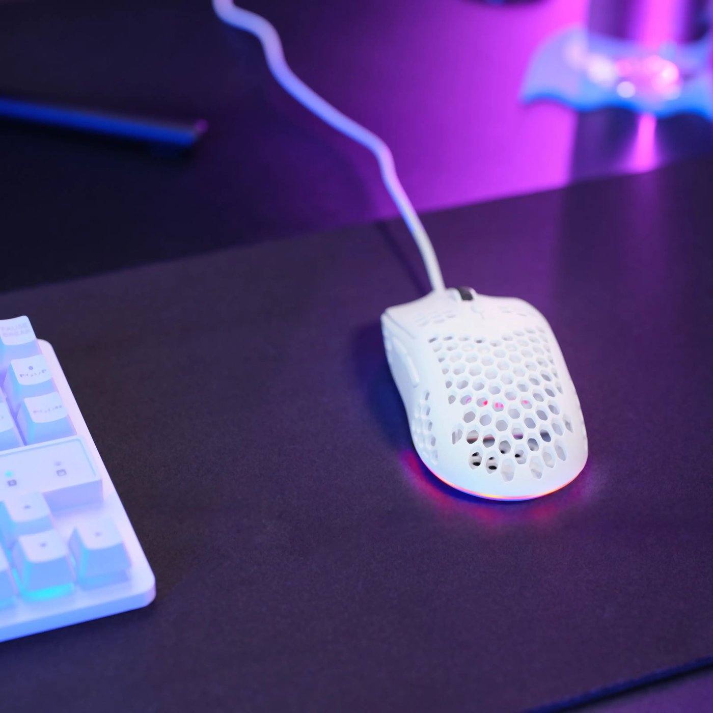 GXTrust GXT928 Helox Ultra-lightweight Gaming Mouse Hvit