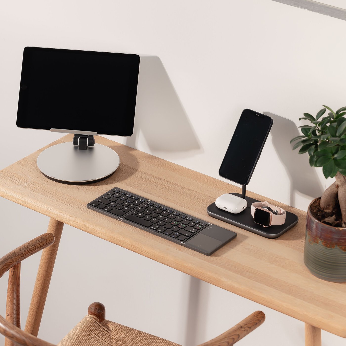 Linocell Desktop Holder