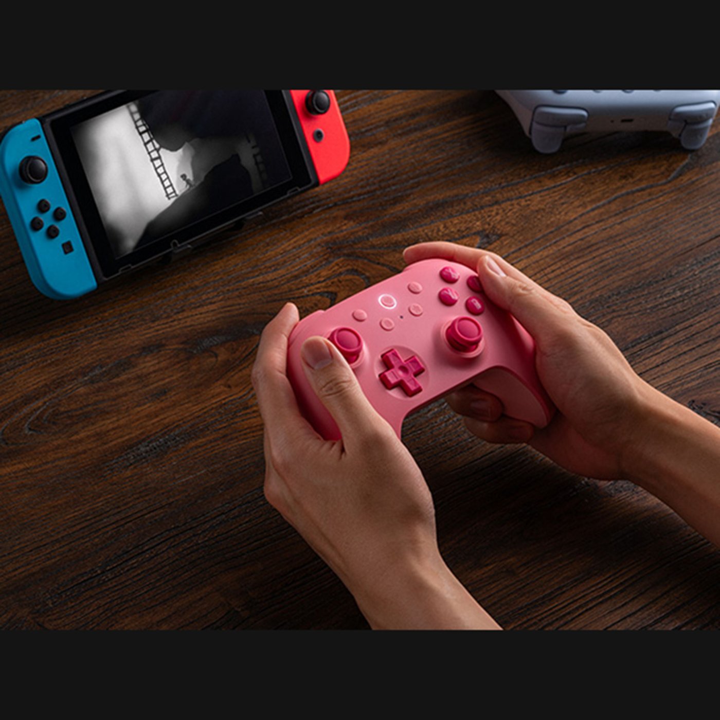 8Bitdo Ultimate 2C Trådløs håndkontroll for Nintendo Switch Rosa