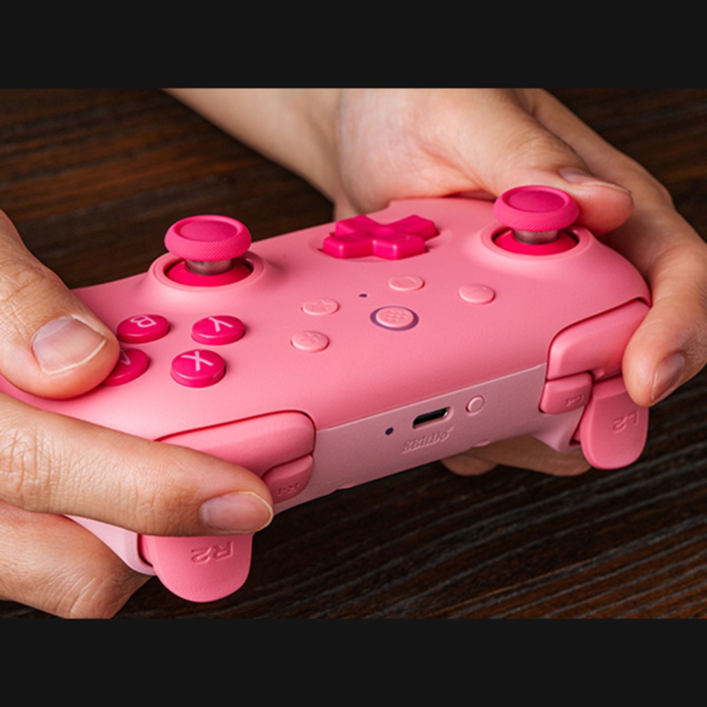 8Bitdo Ultimate 2C Trådløs håndkontroll for Nintendo Switch Rosa