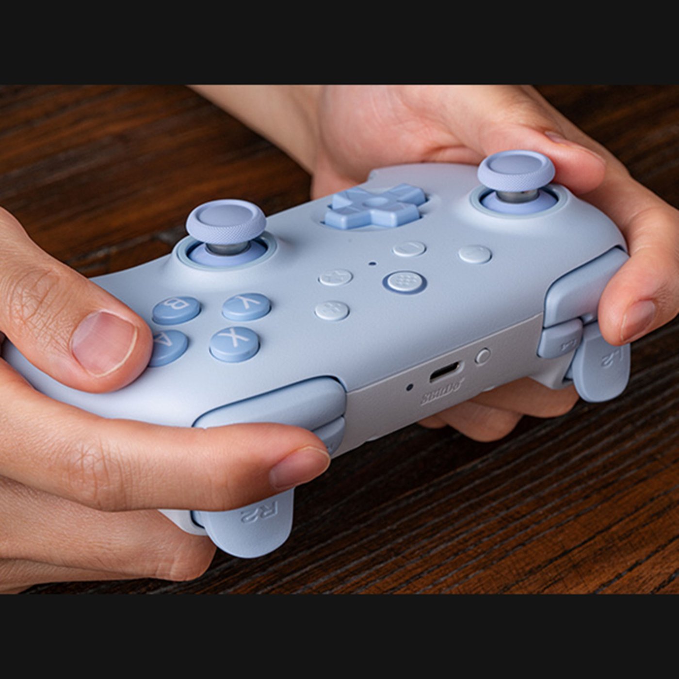 8Bitdo Ultimate 2C Trådlös handkontroll för Nintendo Switch och Switch 2 Blå