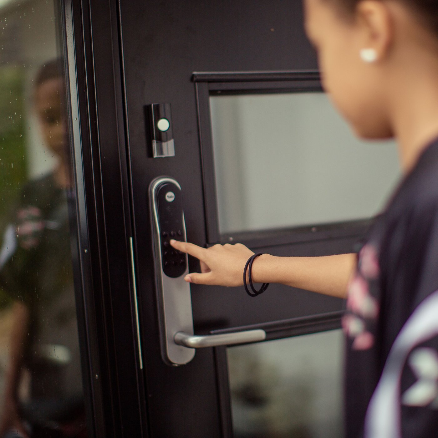 Yale Doorman Classic Home Silver