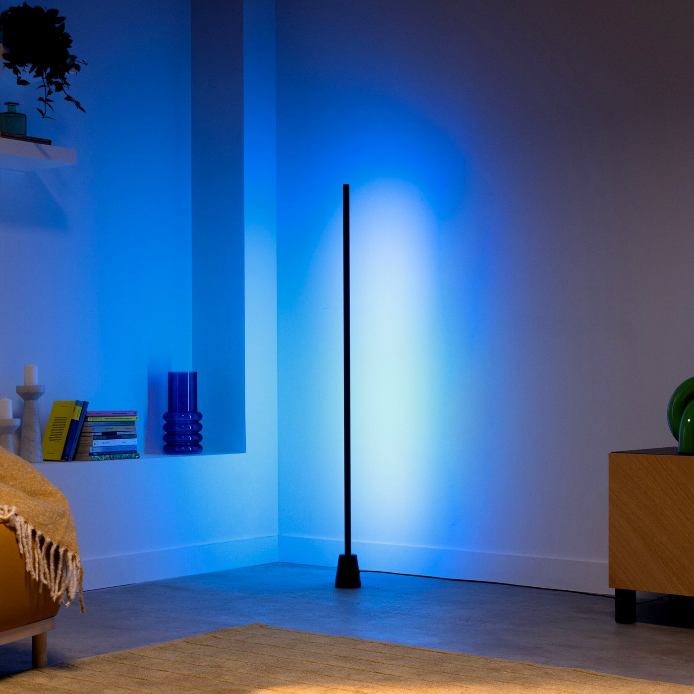 WiZ Gradient floor lamp RGBIC Golvarmatur