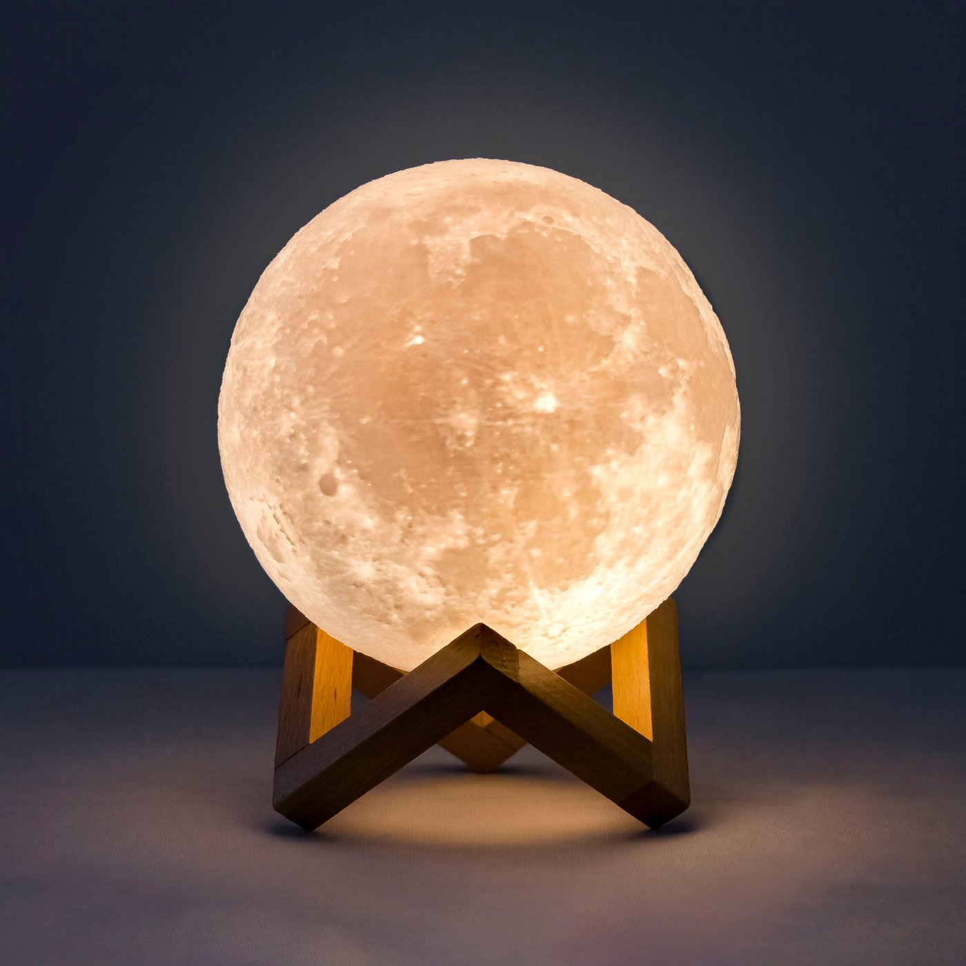 Denver Høyttaler med 3D moon-design