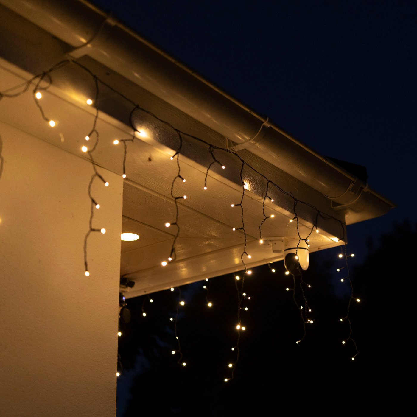 Lyslenke Istapp 360 LED 10,65 m (svart)