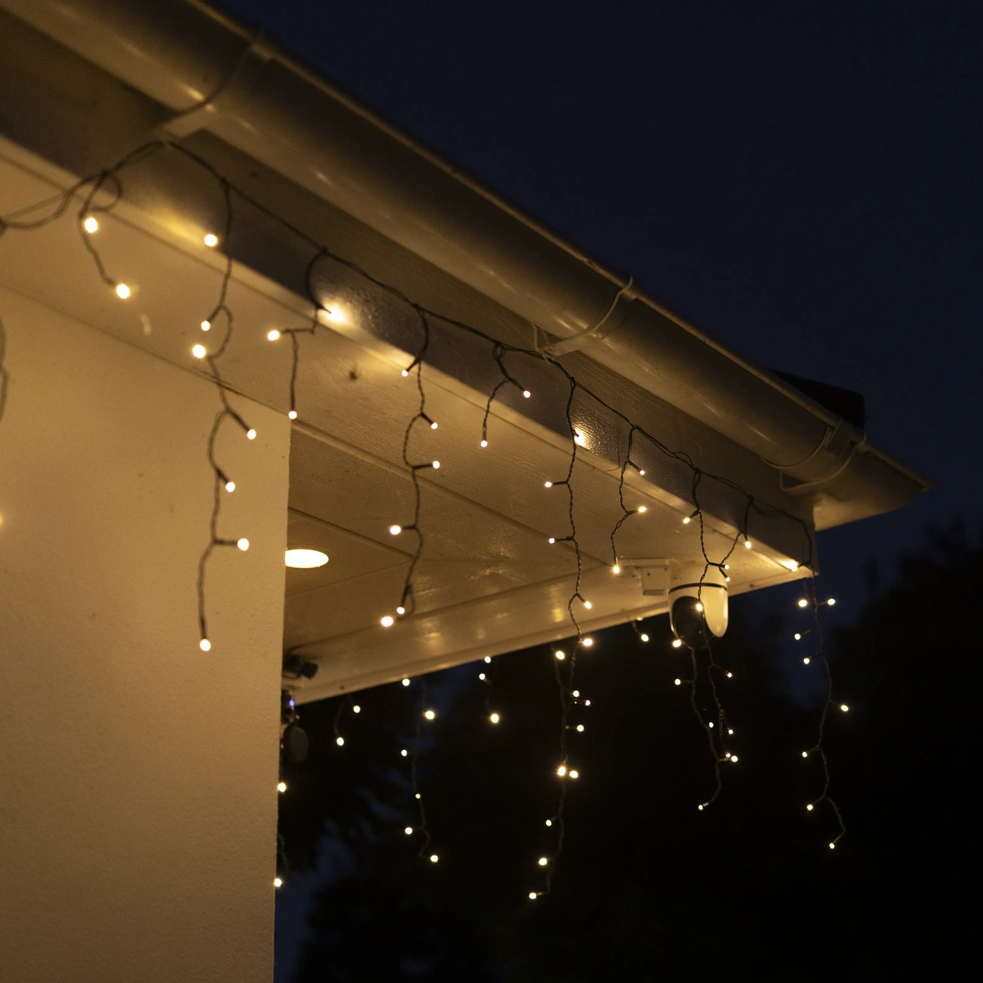 Lyslenke Istapp 360 LED 10,65 m (svart)